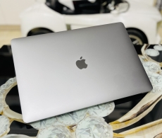 Apple MacBook Pro 15 inch (2019) i7 2.6Ghz/16GB/256GB/VGA 4GB