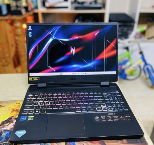 Acer Nitro Tiger AN515 58 i5 12500H || 16GB RAM || 512GB SSD || RTX 3050 || 144Hz || RGB