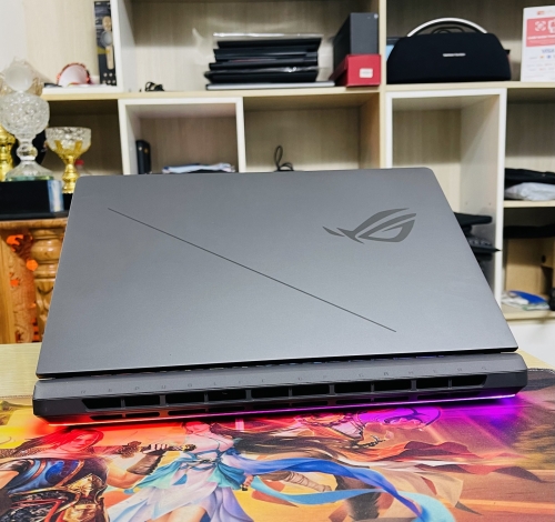 Laptop ASUS ROG Strix G16 G615JMR (Intel Core i7-14650HX | RTX 5060 8GB | 16 inch Full HD IPS 165Hz| 16GB | 1TB | Win 11 | Xám)