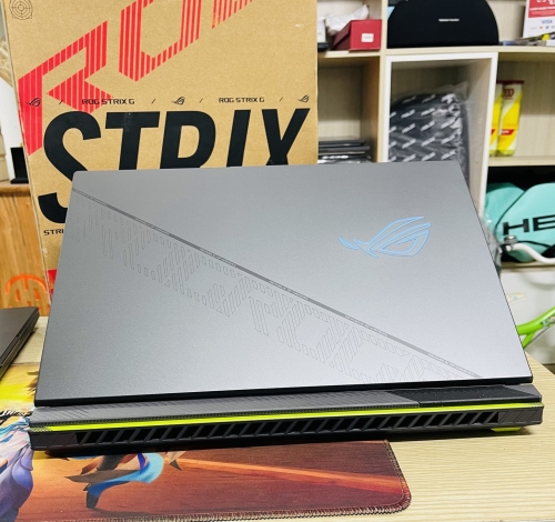 Asus ROG Strix G18 G814JVR I9-14900HX || 16GB RAM || 1TB SSD || RTX 4060 8GB || 18" WQHD 2K , 240Hz
